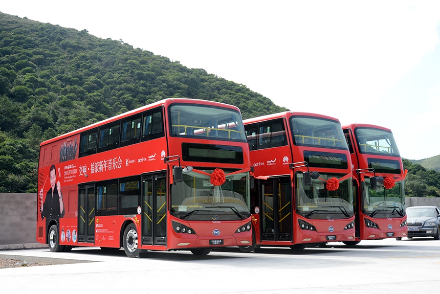 深圳公交 比亚迪k8s纯电动双层巴士投放仪式