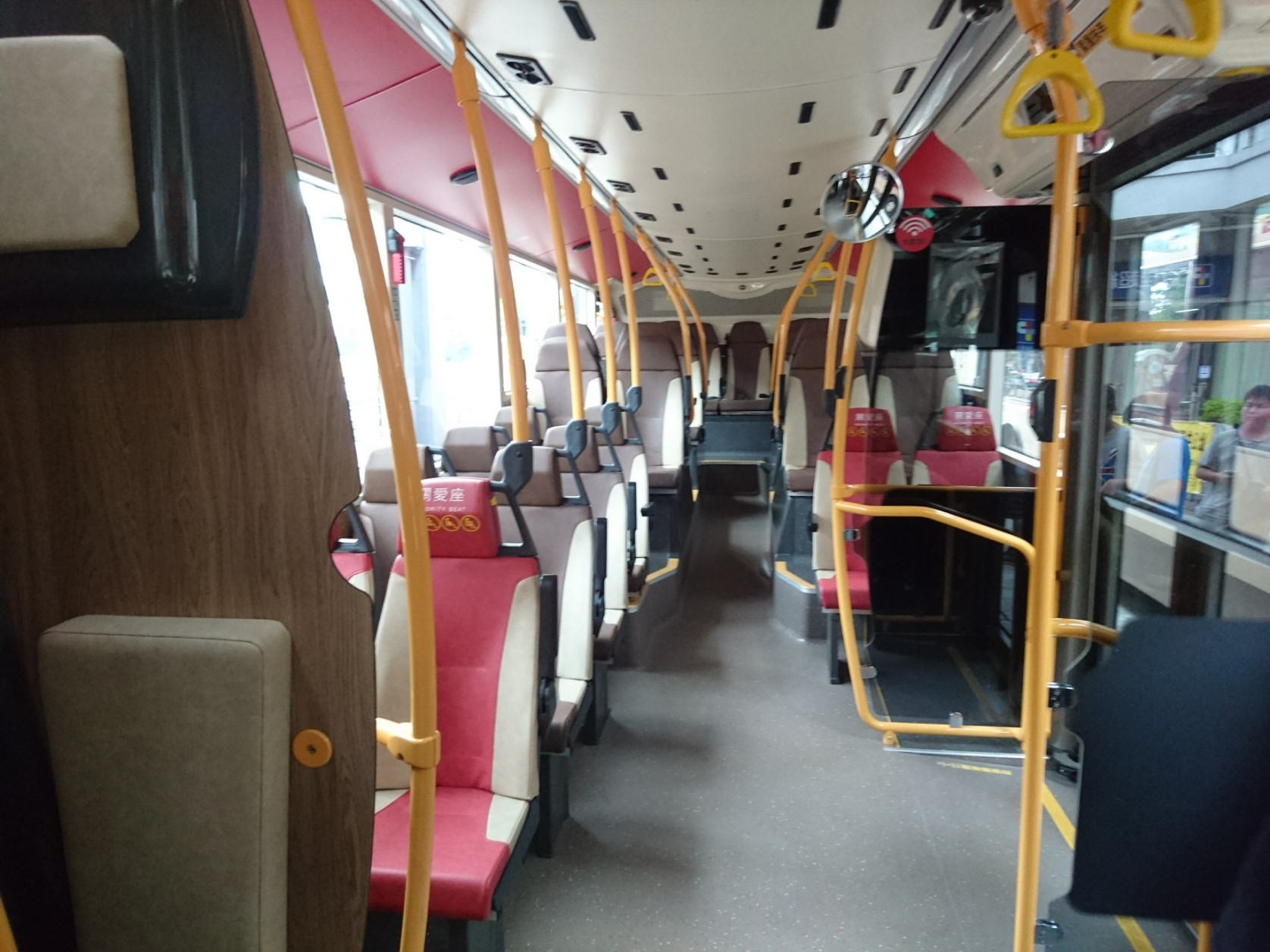 va8966@68x(附车厢内照片) - 巴士摄影作品贴图区 (b3) - hkitalk.