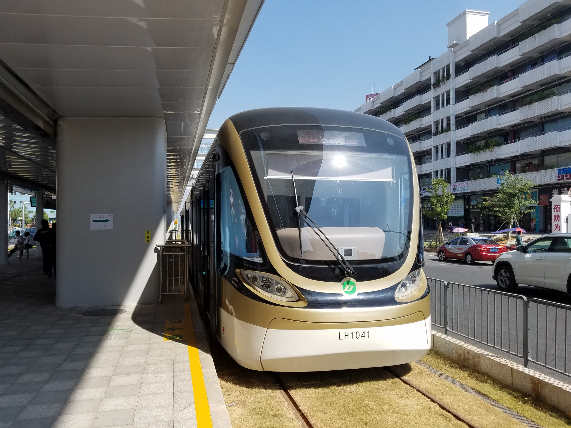 深圳龙华有轨电车