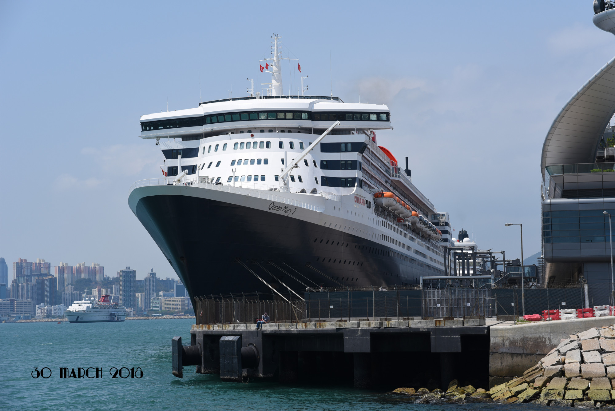 对比下,世上唯一在役既ocean liner 远洋邮轮