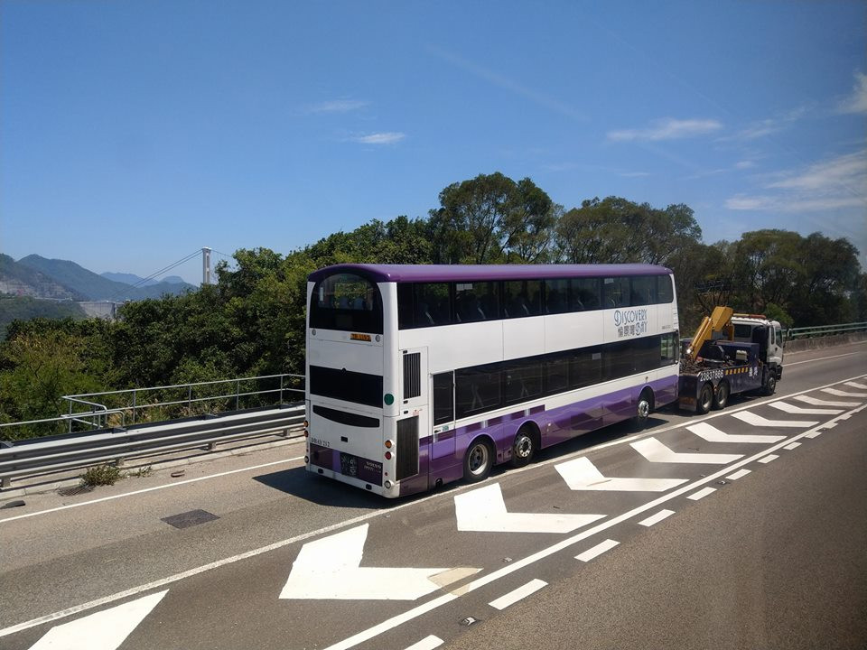 愉景湾 volvo b9tl 被拖入新界 - 巴士摄影作品贴图区 (b3) - hkitalk
