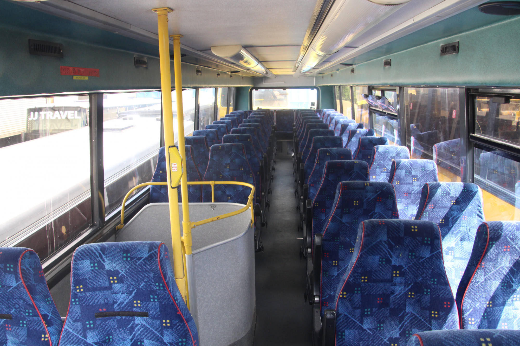 探访苏格兰mcnairn coaches/ jj travel 的五部前城巴11米冷气利兰