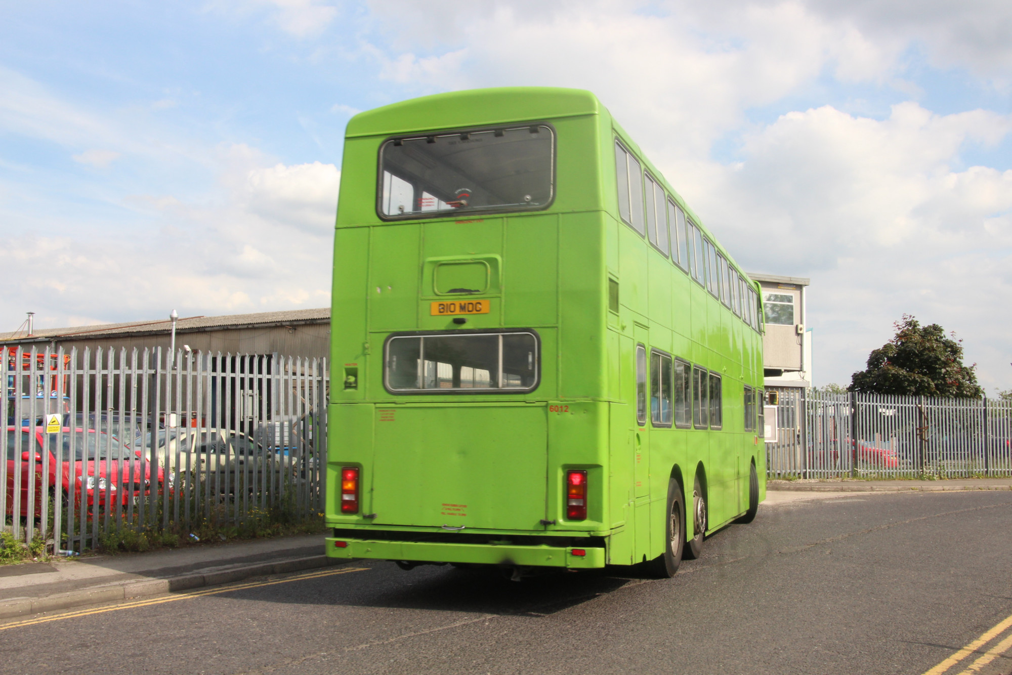 上年六月英格兰south yorkshire brightbus结业前光辉岁月(好多相)