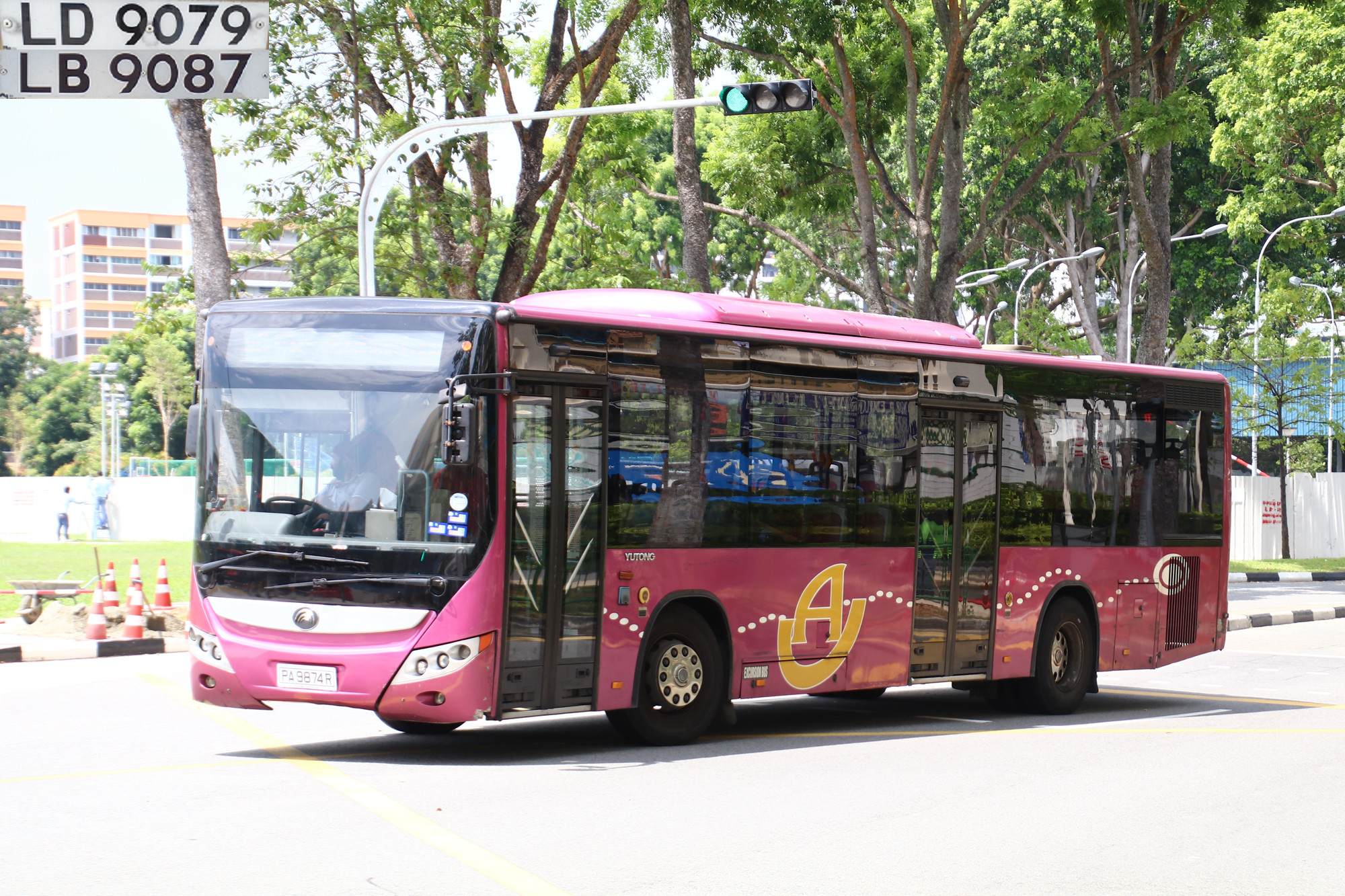 中国车在新加坡 - 外地巴士讨论 (b5) - hkitalk.