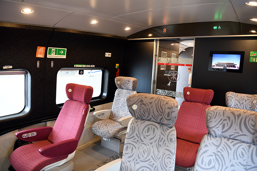 [首尝高铁香港段] 动感号 vs. 复兴号一等座 (多图)